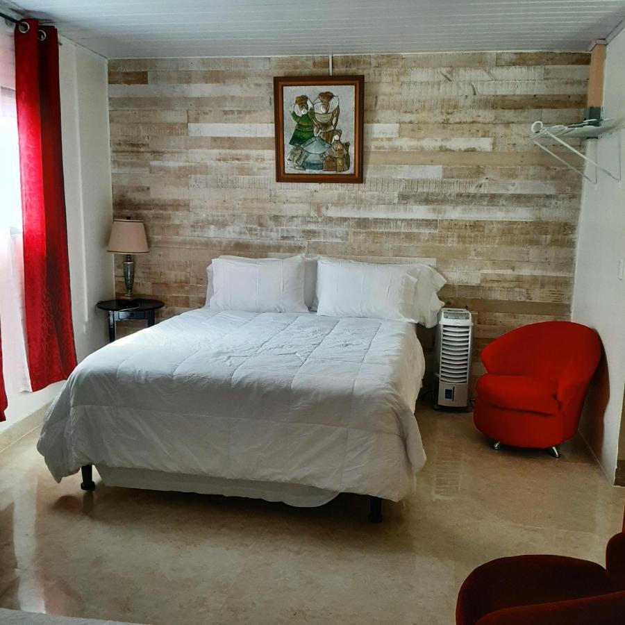 Rancha Azul Inn Алахуела Екстер'єр фото