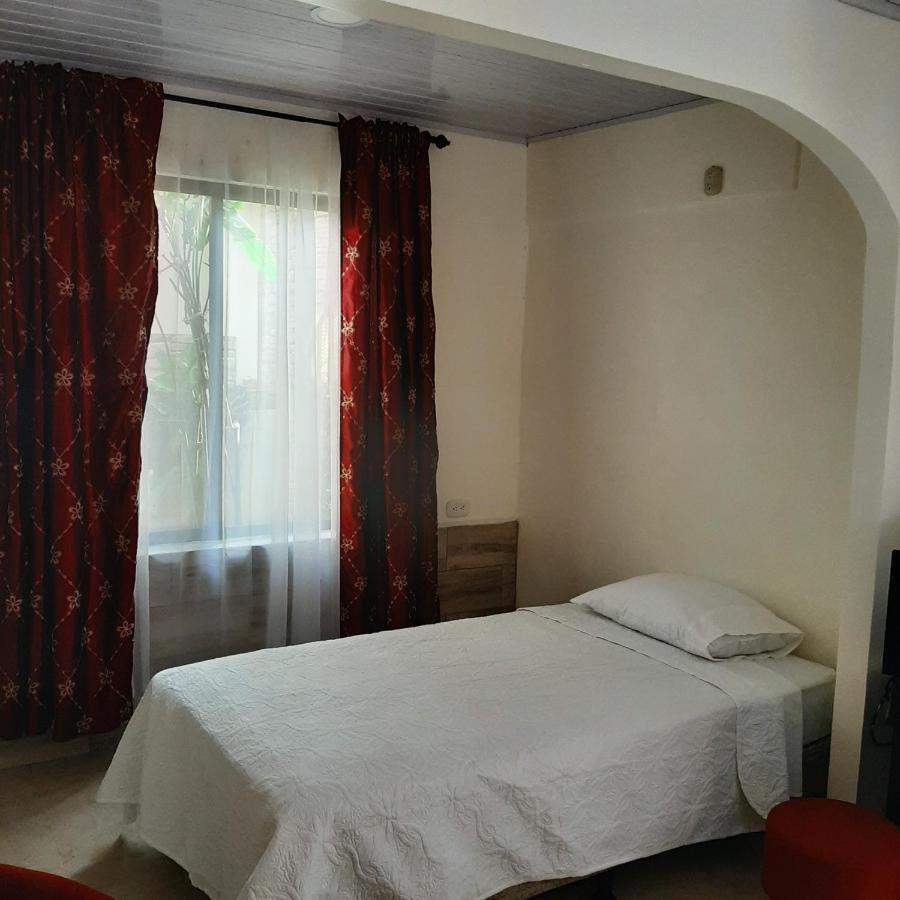 Rancha Azul Inn Алахуела Екстер'єр фото
