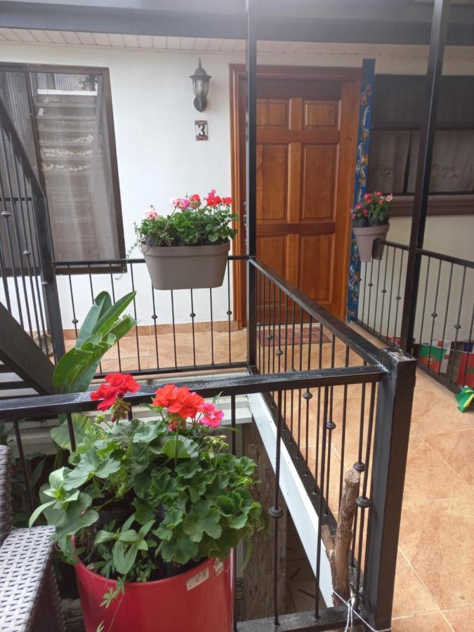 Rancha Azul Inn Алахуела Екстер'єр фото